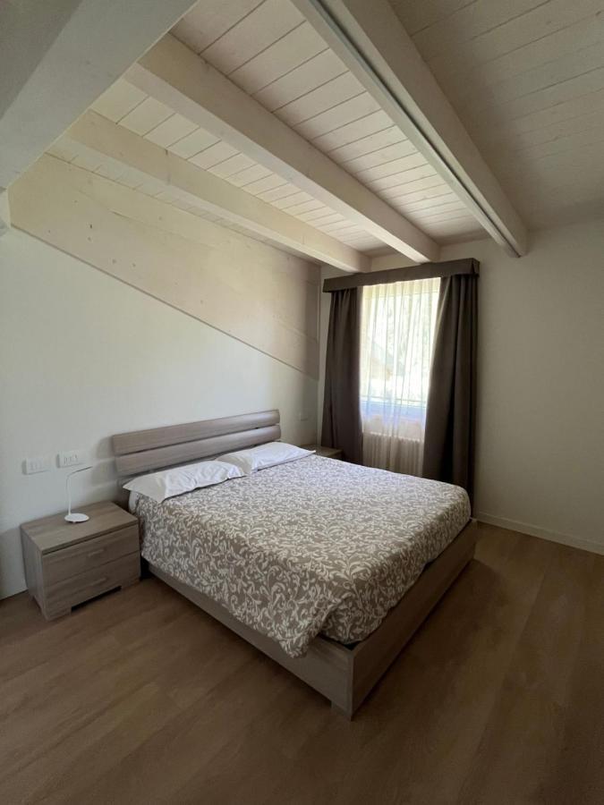 Appartamenti Penasa Renato Commezzadura Exterior foto